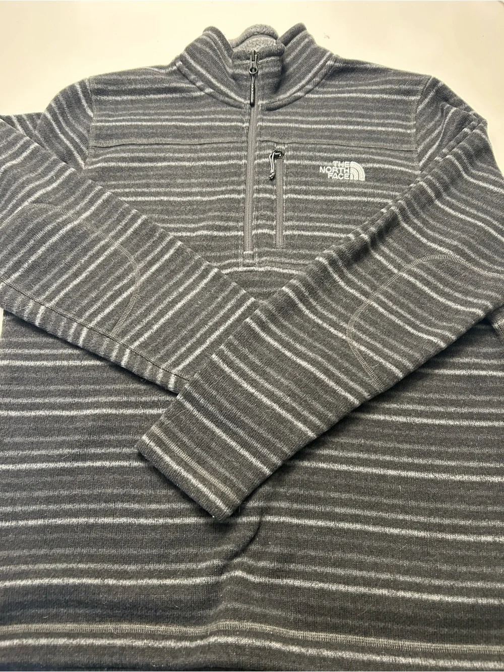 The North Face Men's L Gray Striped Half-Zip Fleece Pullover